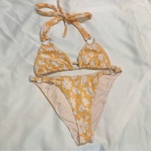 Women’s Urban Outfitters orange floral triangle bikini size M